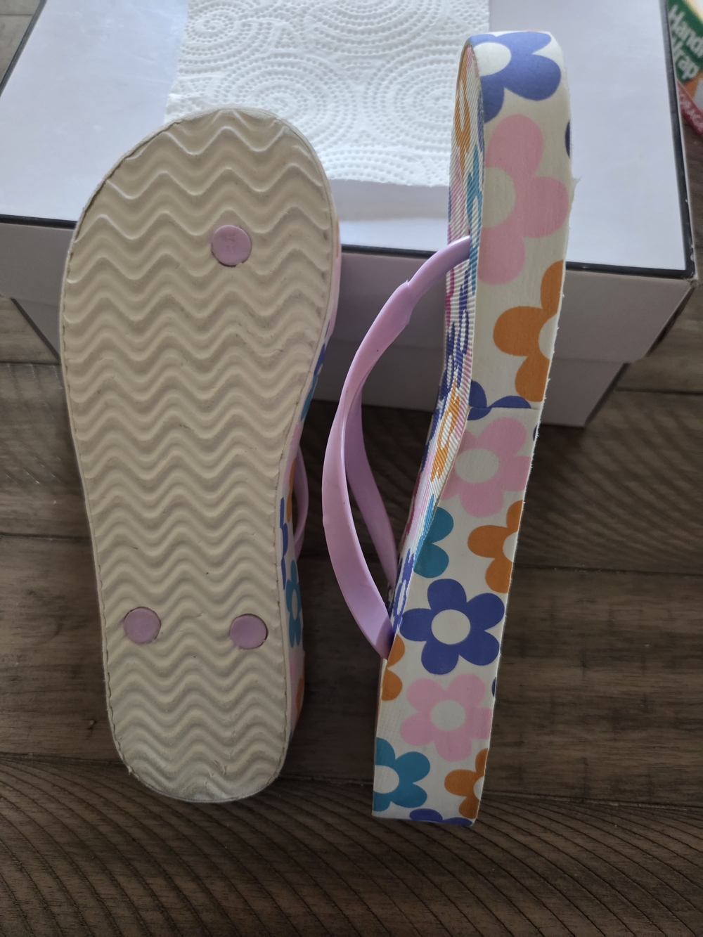 Primark Floral Platform Flip Flops in Pink, Blue & Orange